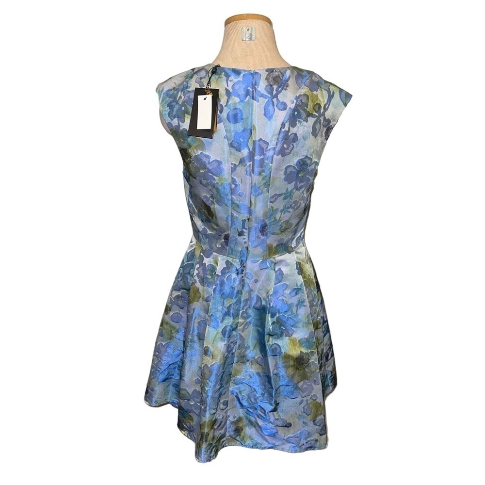 NWT  ABS Allen Schwartz  Women Dress Size 6